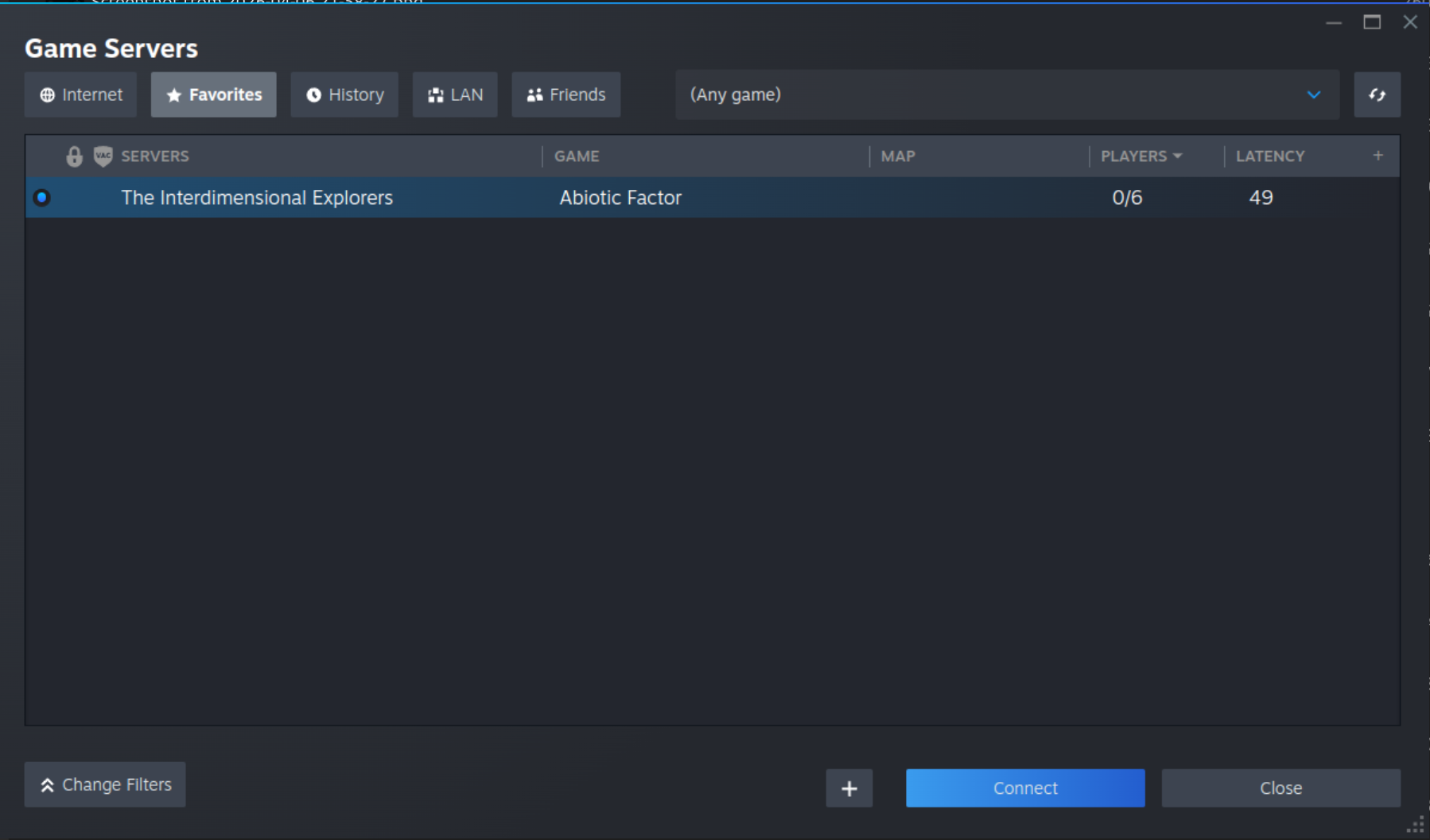 Steam Favorites list showing the server ready to join